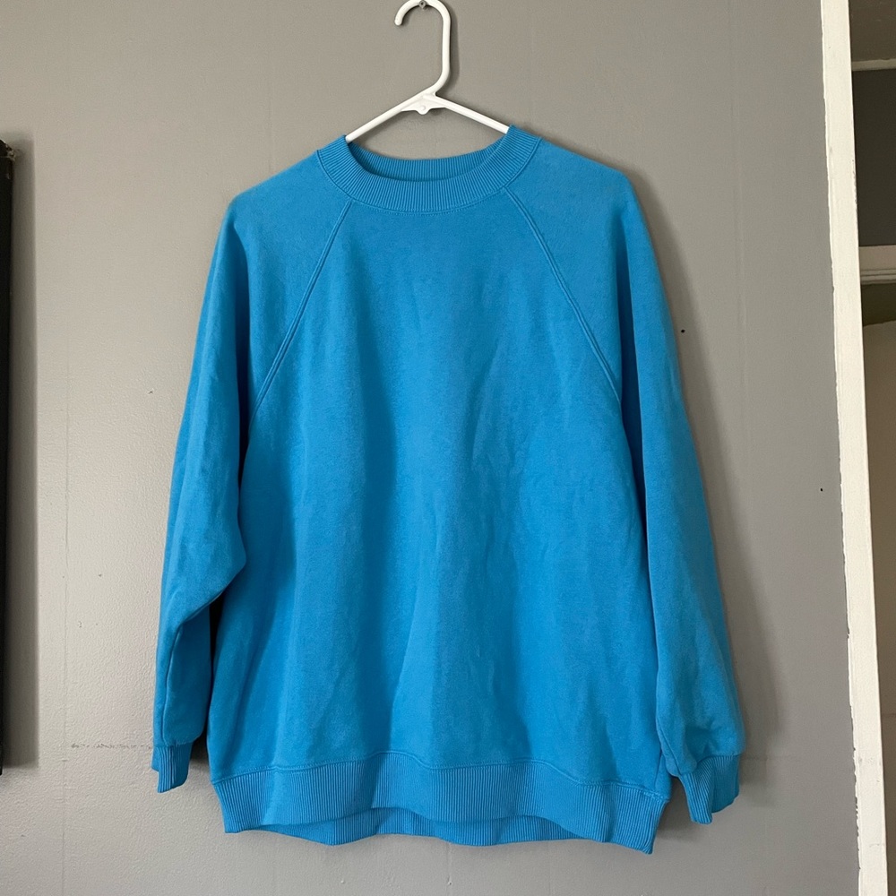 American Eagle Crew Neck